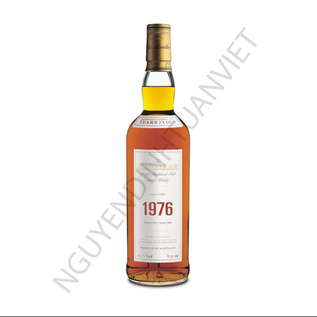1976