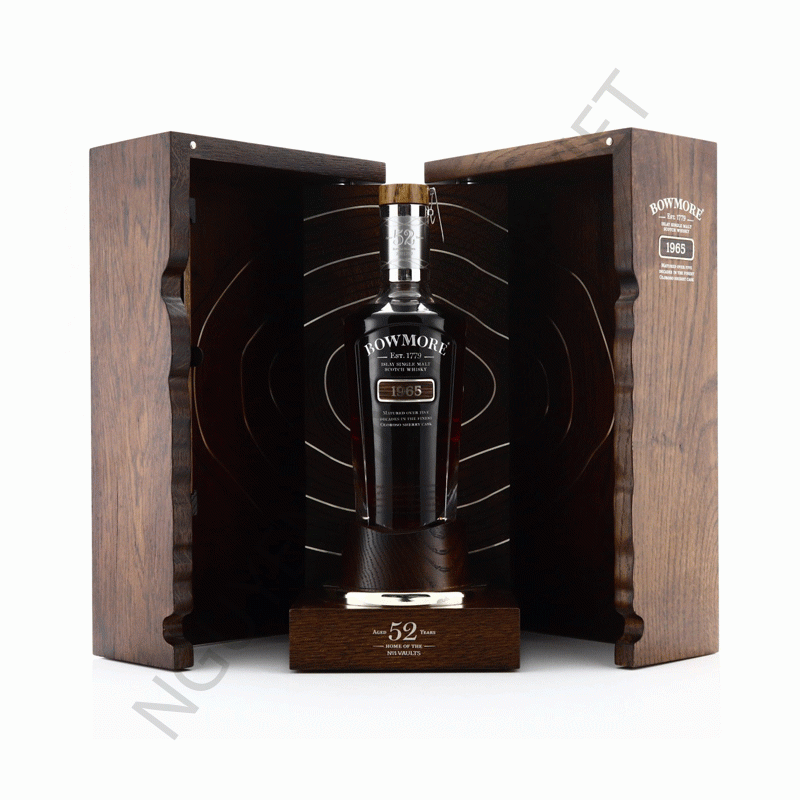 Bowmore 1965 (52 years)